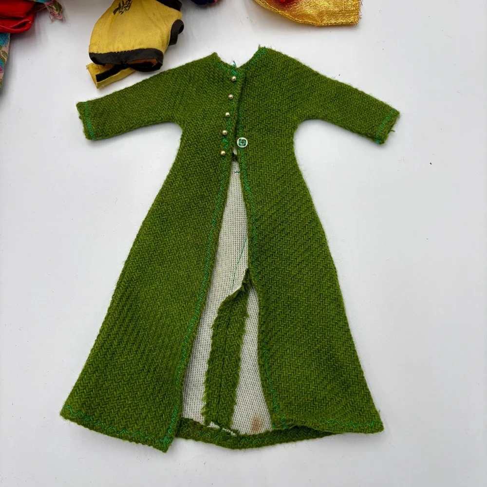 Vintage 1960s 1970s Mattel Barbie Skipper & Clone Doll Clothing Lot Over 1lb